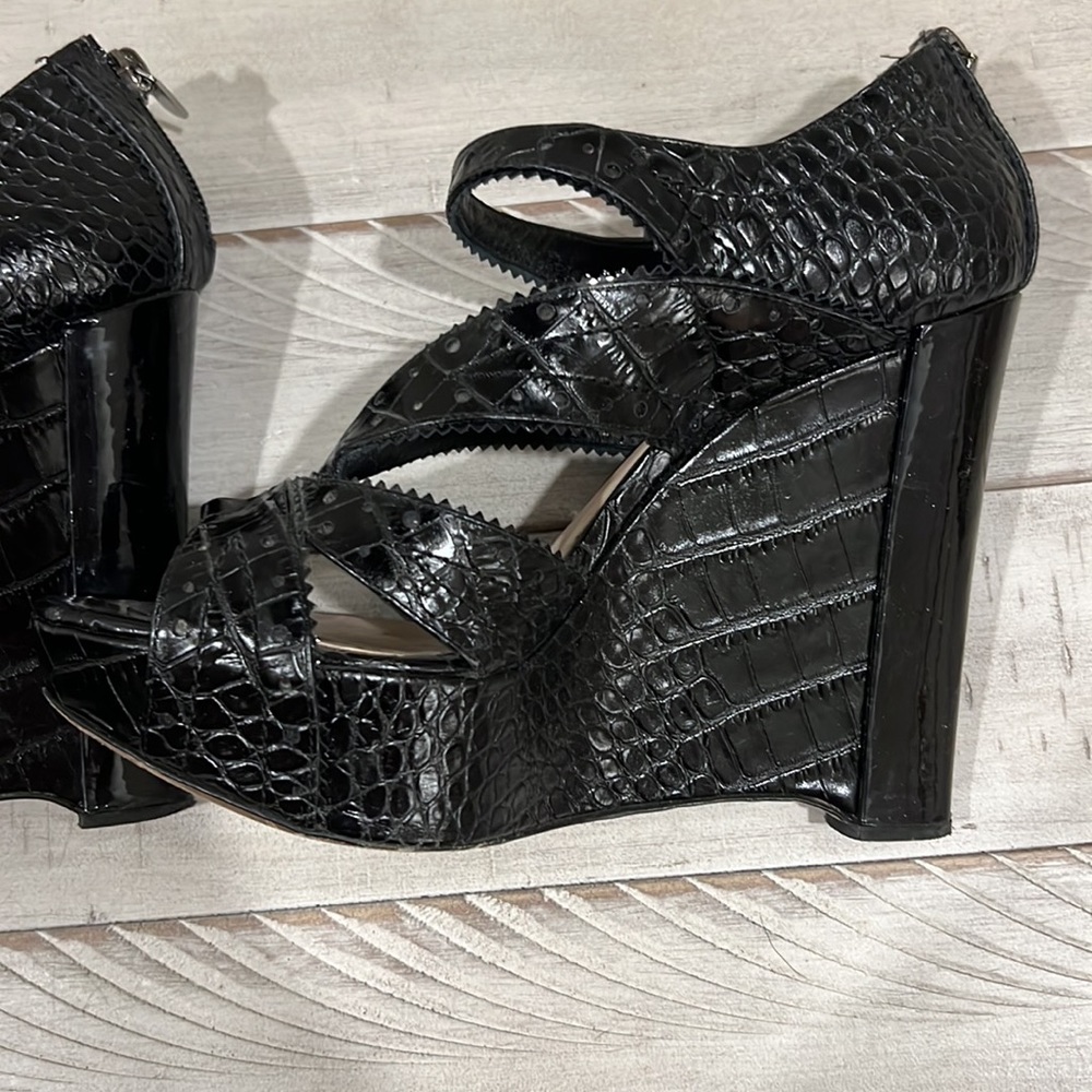 Dior crocodile-embossed leather wedges - Picture 13 of 16